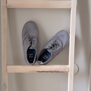 Women’s shoes